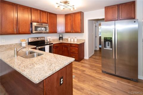 2912 Mariners Pl, Midlothian, VA 23112 photo 13