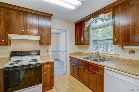 2313 Arrowood Rd, Midlothian, VA 23112 photo 14
