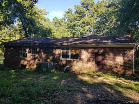 1322 Spangler Ln, Freeman, VA 23856 photo 3