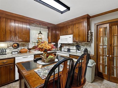 3200 Barnes Spring Ter, Midlothian, VA 23112 photo 10