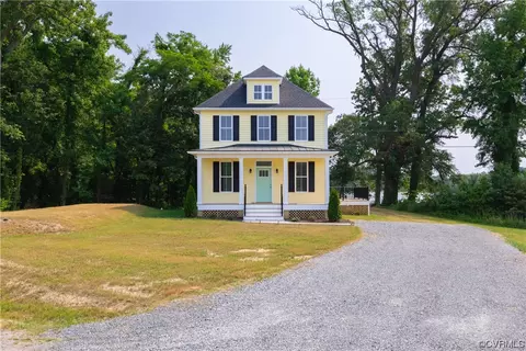 1440 Bushfield Rd, Montross, VA 22520