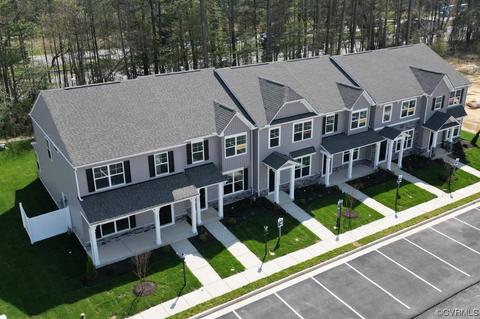 8300 Scott Commons Dr, Richmond, VA 23227