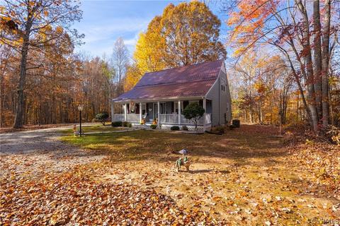 357 Scotts Bottom Rd, Dillwyn, VA 23936 photo 3