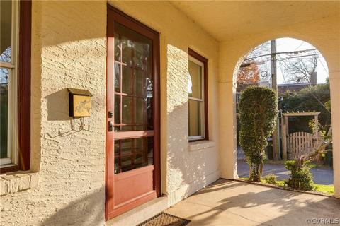 807 Roseneath Rd, Richmond, VA 23221 photo 4