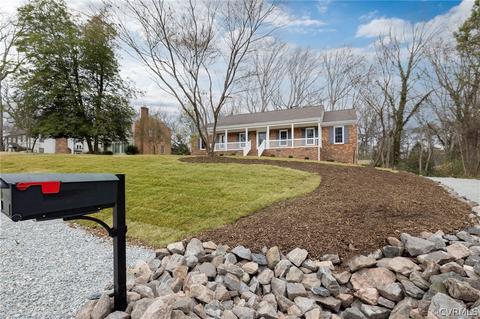 11633 Boyd Rd, Chester, VA 23831 photo 4