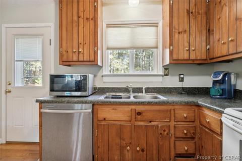 3389 Enos Rd, Gloucester, VA 23061 photo 13