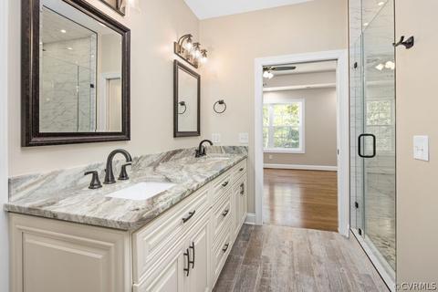 808 Edgewood Cir, Halifax, VA 24558 photo 11