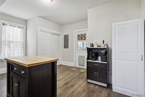 42 Locust Ave, Hampton, VA 23661 photo 6