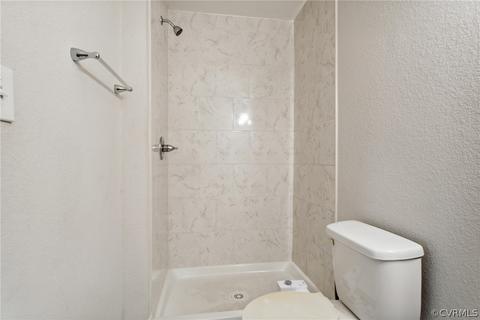 42 Locust Ave, Hampton, VA 23661 photo 10