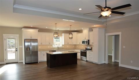 19095 Spriggs Rd, Sutherland, VA 23885 photo 8