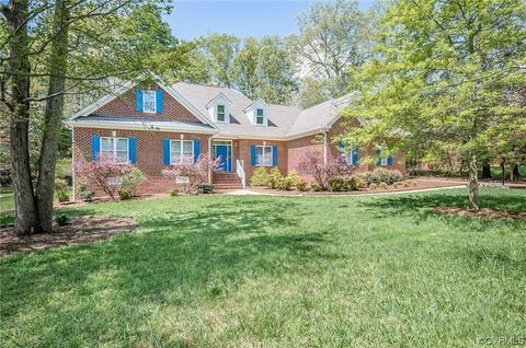 10518 Krenmore Ln, Chester, VA 23831