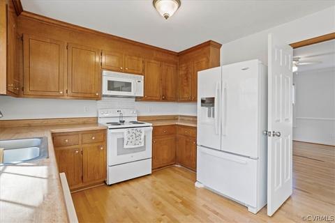 623 Glenmeadow Rd, Midlothian, VA 23114 photo 16