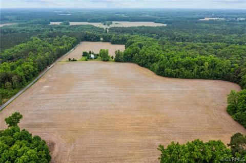 21108 Horseshoe Rd, Carson, VA 23830 photo 5