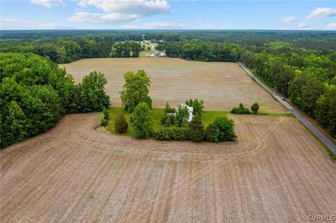 21108 Horseshoe Rd, Carson, VA 23830 photo 3