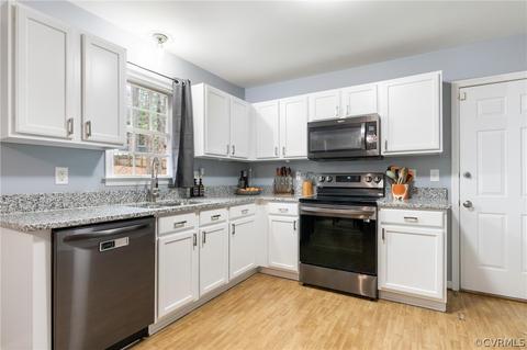 6037 Cameron Bridge Dr, Midlothian, VA 23112 photo 15