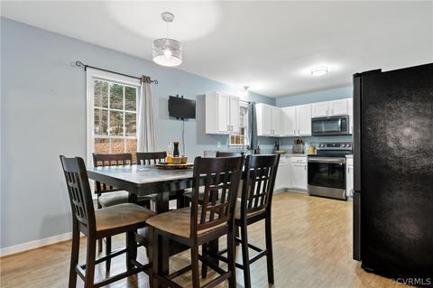 6037 Cameron Bridge Dr, Midlothian, VA 23112 photo 13