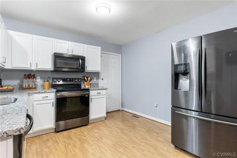 6037 Cameron Bridge Dr, Midlothian, VA 23112 photo 16