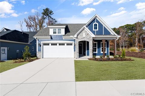 12231 Twin Rivers Dr, Chester, VA 23836