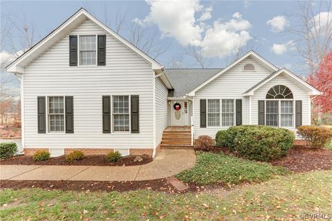 7490 Eagle Point Dr, Quinton, VA 23141 photo 1