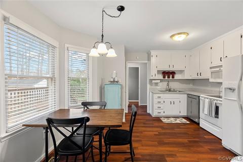7407 Count Fleet Dr, Midlothian, VA 23112 photo 16