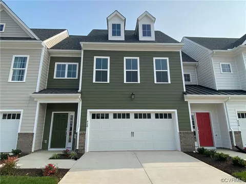 444 Randolph View Dr, Midlothian, VA 23114