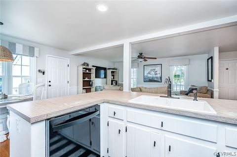 9200 Brocket Dr, Midlothian, VA 23112 photo 8