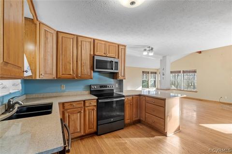 6169 Shady Ln, Gloucester, VA 23061 photo 9