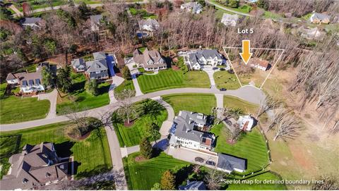 3512 Robious Crossing Dr, Midlothian, VA 23113