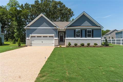 7000 Batten Ct, Ampthill, VA 23234
