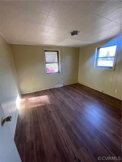 200 S Amelia Ave, Blackstone, VA 23824 photo 8