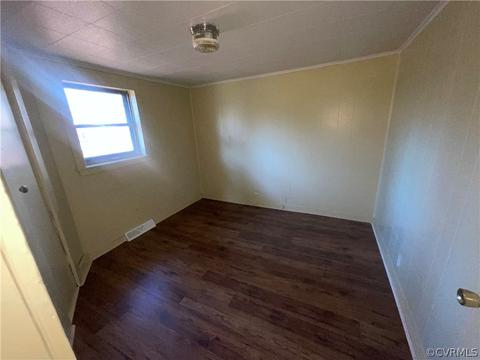 200 S Amelia Ave, Blackstone, VA 23824 photo 7