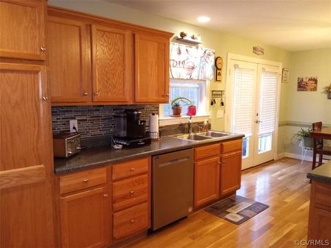 20525 Horseshoe Rd, Carson, VA 23830 photo 11
