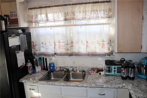 5009 Bryce Ln, Richmond, VA 23224 photo 7