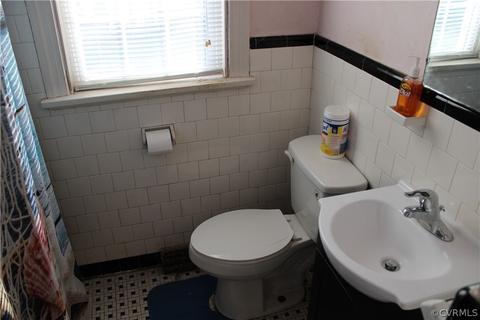 5009 Bryce Ln, Richmond, VA 23224 photo 9