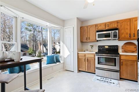 5611 Chatmoss Rd, Midlothian, VA 23112 photo 6