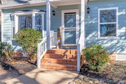 5611 Chatmoss Rd, Midlothian, VA 23112 photo 2