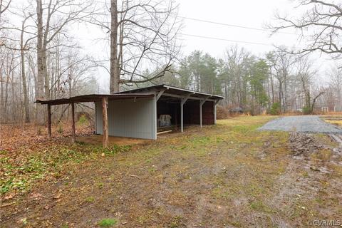 41 Patrick Henry Ln, Meherrin, VA 23954 photo 5