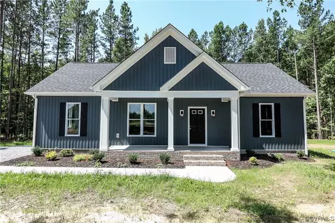 100 Mill Rd, Blackstone, VA 23824