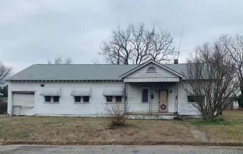 312 Fairfax Ave, Colonial Heights, VA 23834