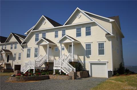 560 Riverside Dr, Lancaster, VA 22503 photo 2
