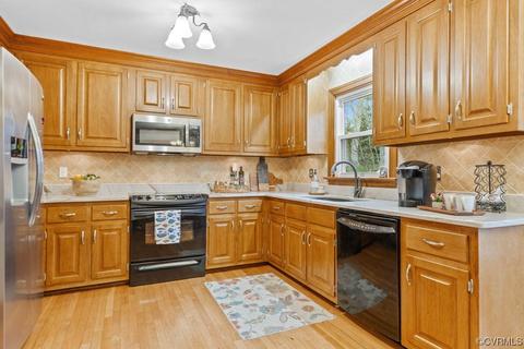 1612 Darrell Dr, Midlothian, VA 23114 photo 6