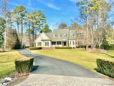 13066 Mid Pines Dr, Ashland, VA 23005