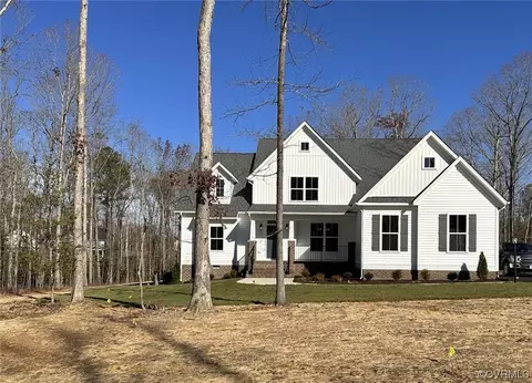 8330 Cypress Pond Ln, Chesterfield, VA 23838