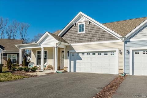 6160 Magnolia Cove Ct, Chester, VA 23831