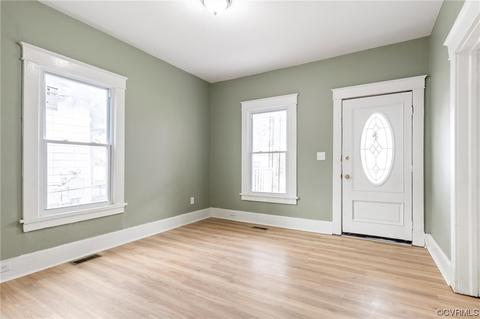 2414 Warwick Ave, Richmond, VA 23224 photo 5