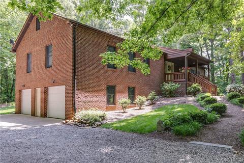 2209 Long Dr, Rockville, VA 23146