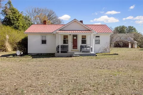 2605 Point Of Rocks Rd, Chester, VA 23836