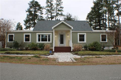 135 West St, Kenbridge, VA 23944