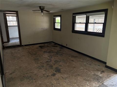 1831 S Waterside Dr, Lanexa, VA 23089 photo 8