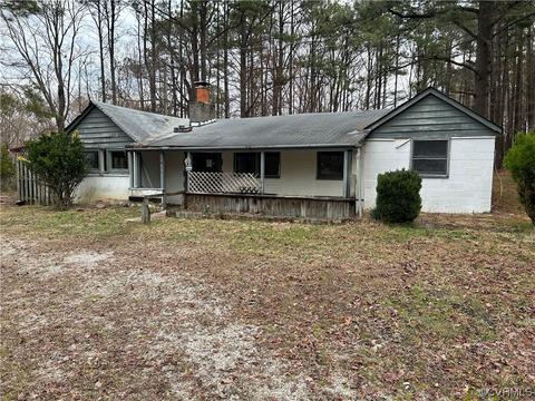 1831 S Waterside Dr, Lanexa, VA 23089